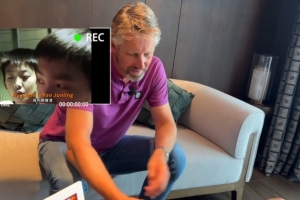 颜骏凌谈范德萨鼓励：能收到儿时偶像的祝福，感动和荣幸无法言喻