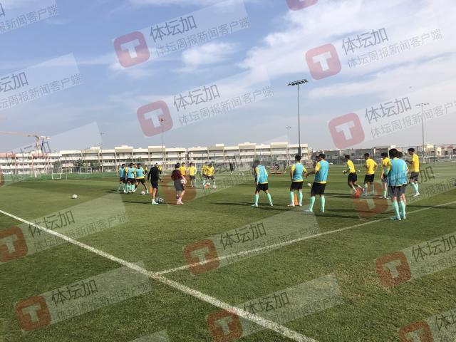 华体会网页版登录入口-【手记】国足重回阿联酋一切都完美 体育小镇便利多